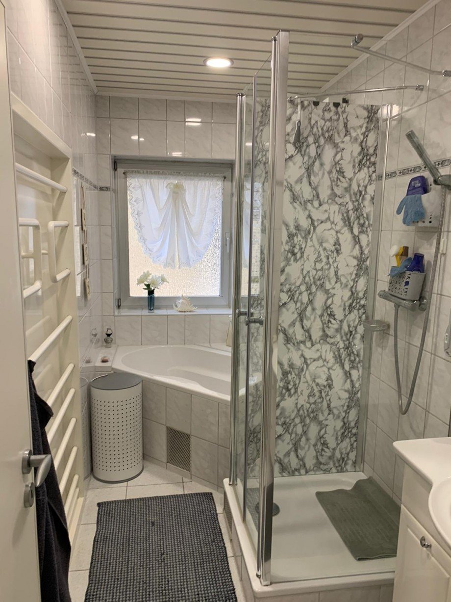 Badezimmer Etagenwohnung Rodgau