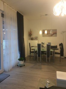 Wohnzimmer moderne 3 Zim. Wohnung mit gro�er Dachterrasse