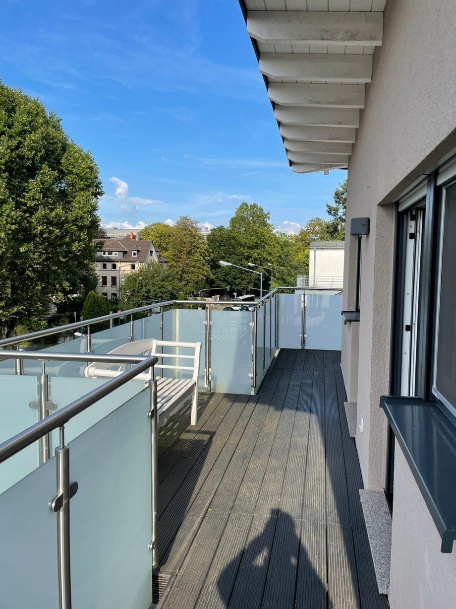 Balkon Stra�enseite Etagenwohnung Offenbach am Main