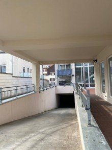 Zum Garage Charmante 2- Zimmer-Wohnung in Gro�-Zimmern