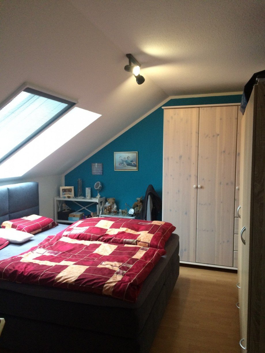 Schlafzimmer Dachgeschosswohnung Rodgau