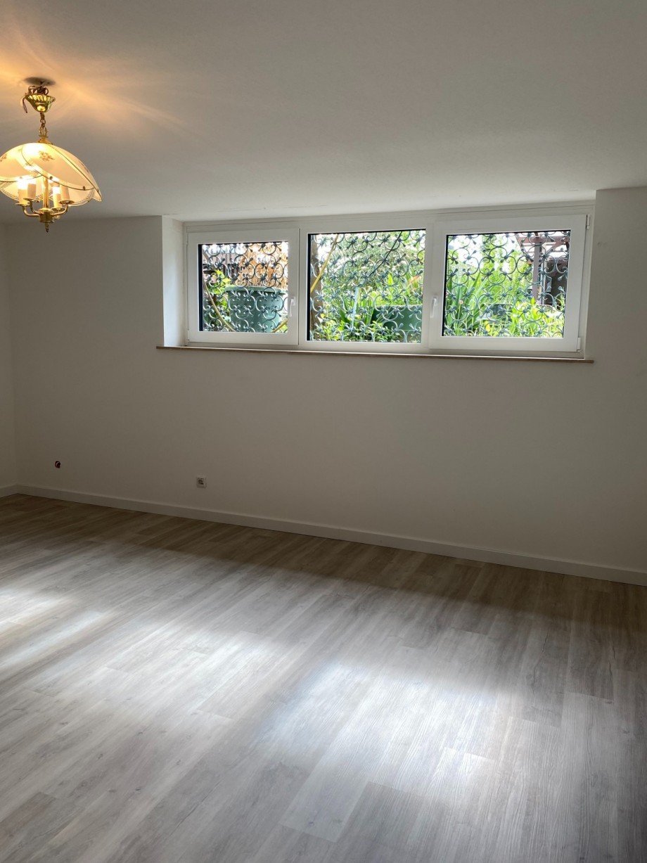 Schlafzimmer Souterrainwohnung Sch�neck