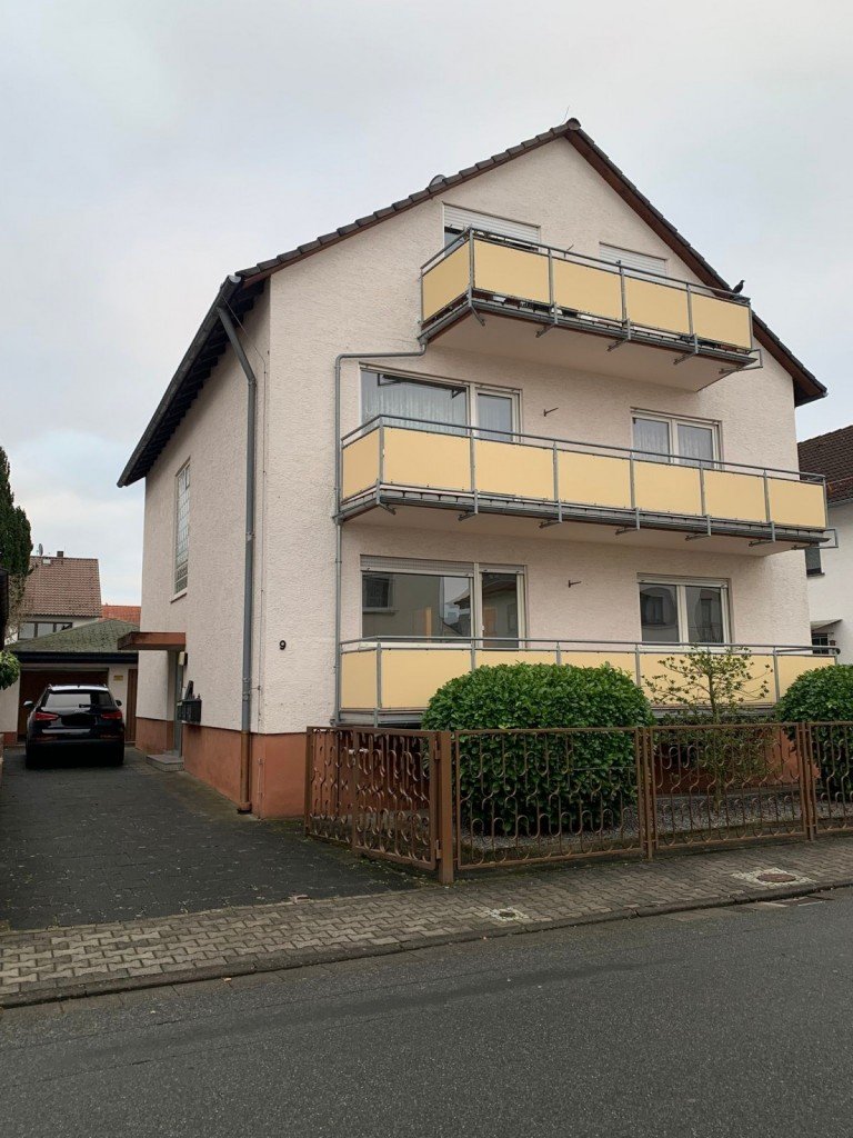 Hausansicht Rodgau Erdgeschosswohnung Gro�z�gige 4 Zim. Wohnung in begehrter Wohnlage mit Balkon
