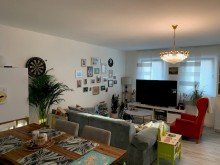 Wohnzimmer Neuwertige 3 Zimmer Erdgeschosswohnung in zentraler Lage