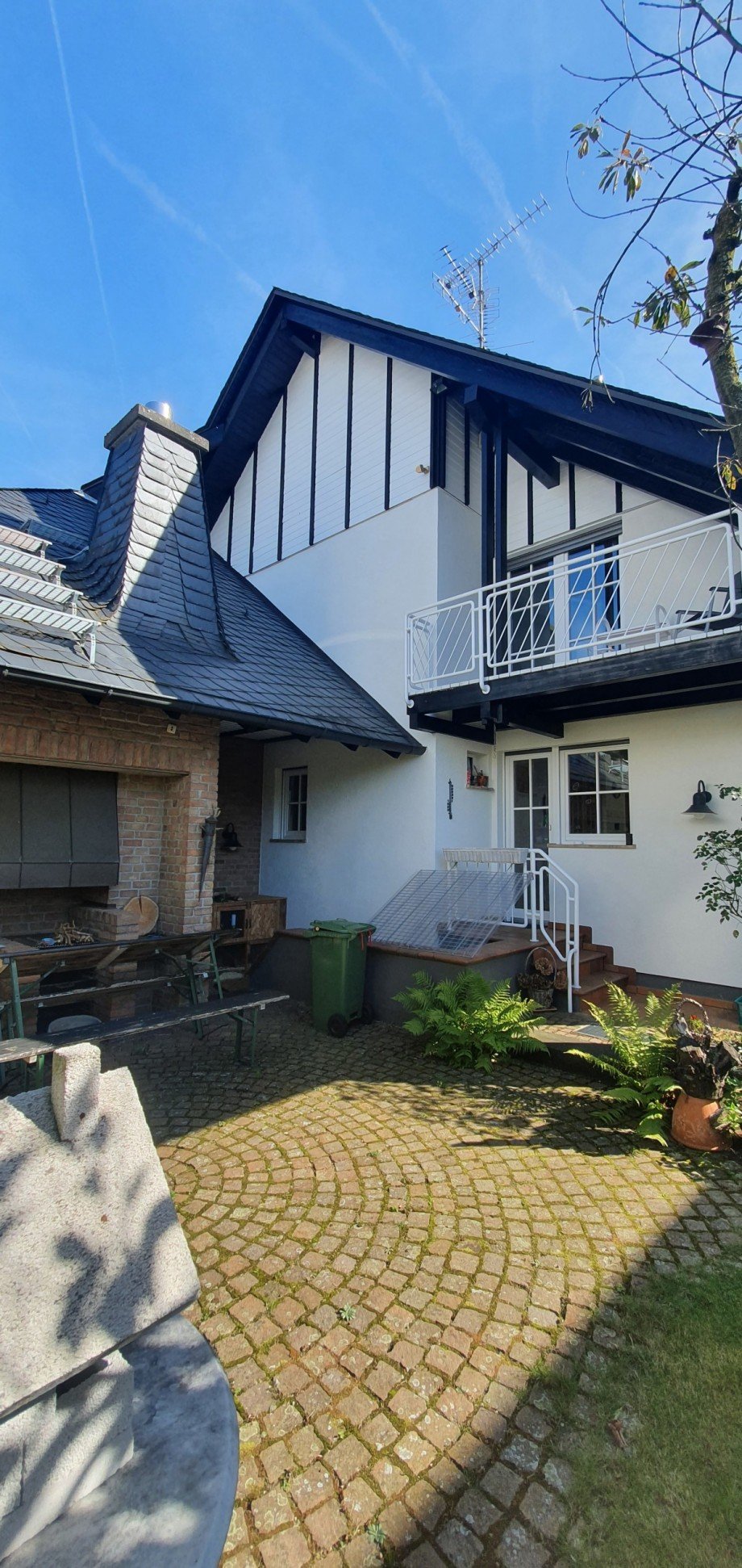 Terrasse/Grillecke Einfamilienhaus Rodgau