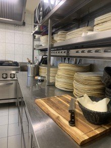 Servierstation PROVISIONSFREI - Restaurant in zentraler Lage