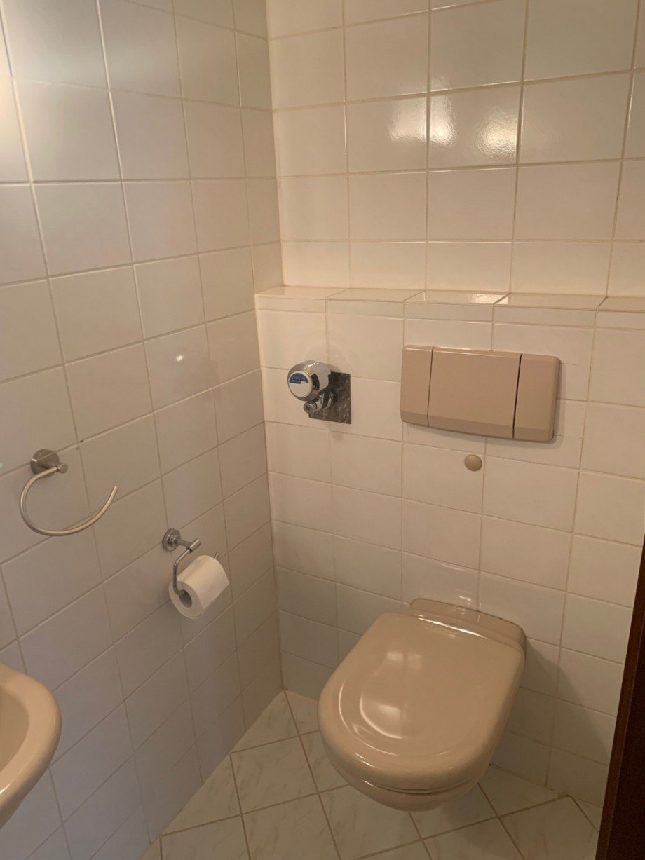 G�ste WC Etagenwohnung Heusenstamm