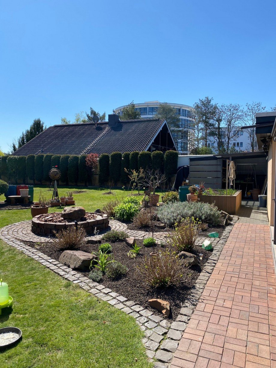 Blick in den Garten Bungalow Rodgau