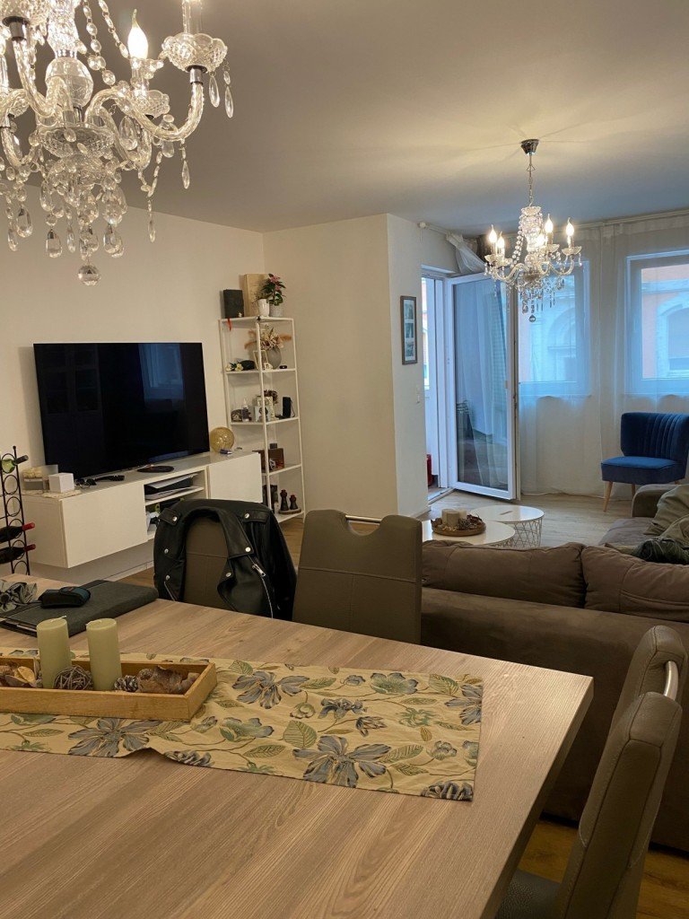 Wohnzimmer Offenbach Erdgeschosswohnung 2 Zimmer Wohnung in idealer Stadtmitten Lage