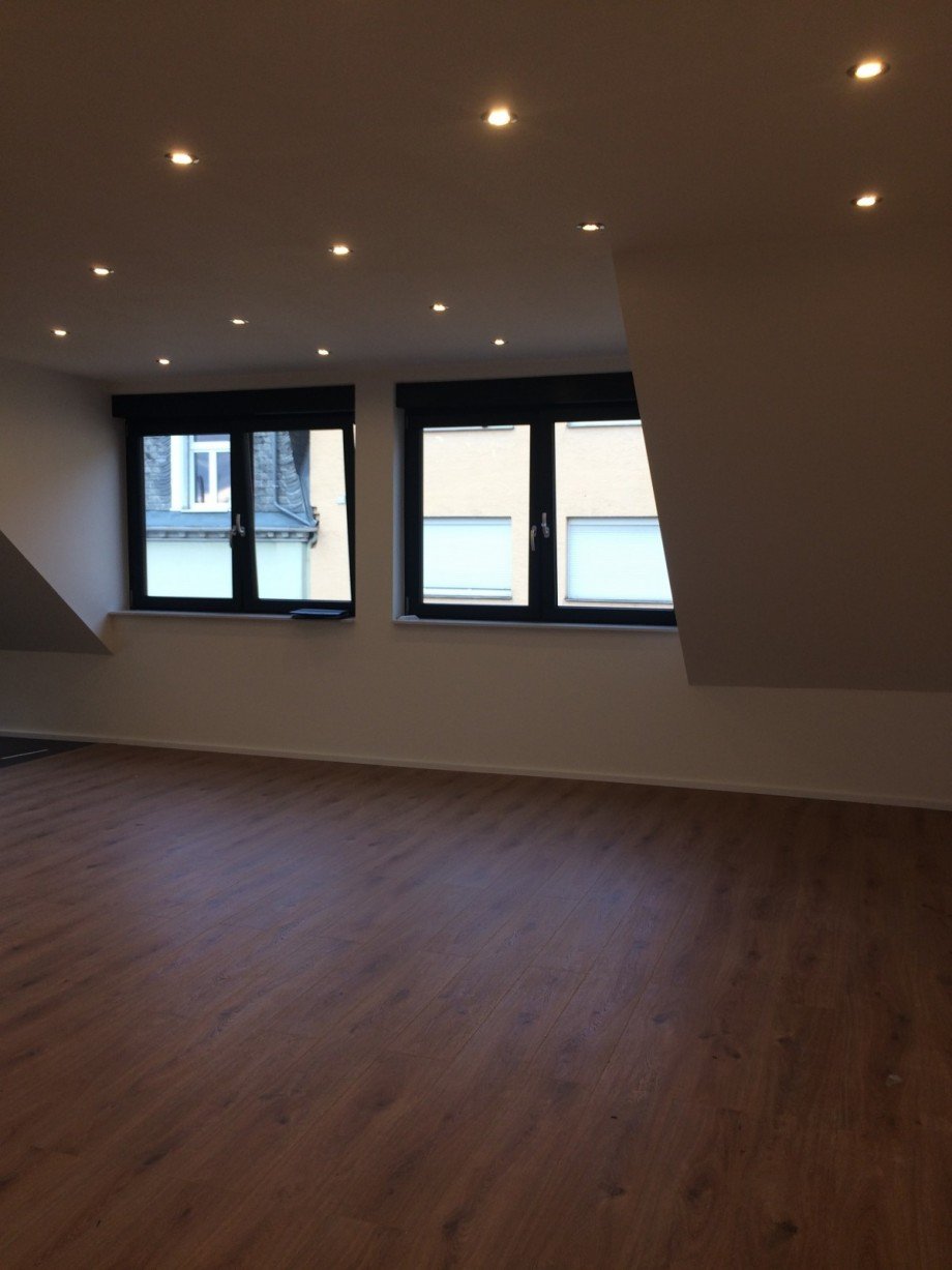 Wohnbereich Dachgeschosswohnung Frankfurt am Main - H�chst