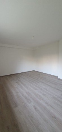 Wohn/-Esszimmer Renovierte Souterrain Wohnung direkt am Feldrand