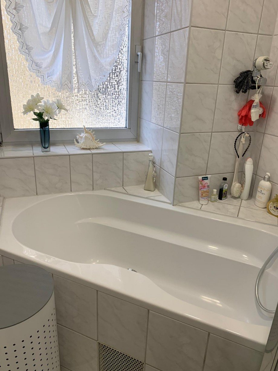 Badewanne Etagenwohnung Rodgau
