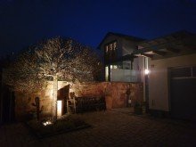 Haus/Hofansicht Leben wie in einer modernen Stadtvilla