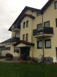 Hausansicht/Eingang sch�ne Eigentumswohnung im Zentrum von Rodgau J�gesheim