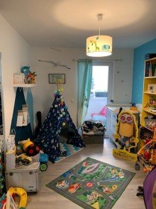 Kinderzimmer Neuwertige 3 Zimmer Erdgeschosswohnung in zentraler Lage
