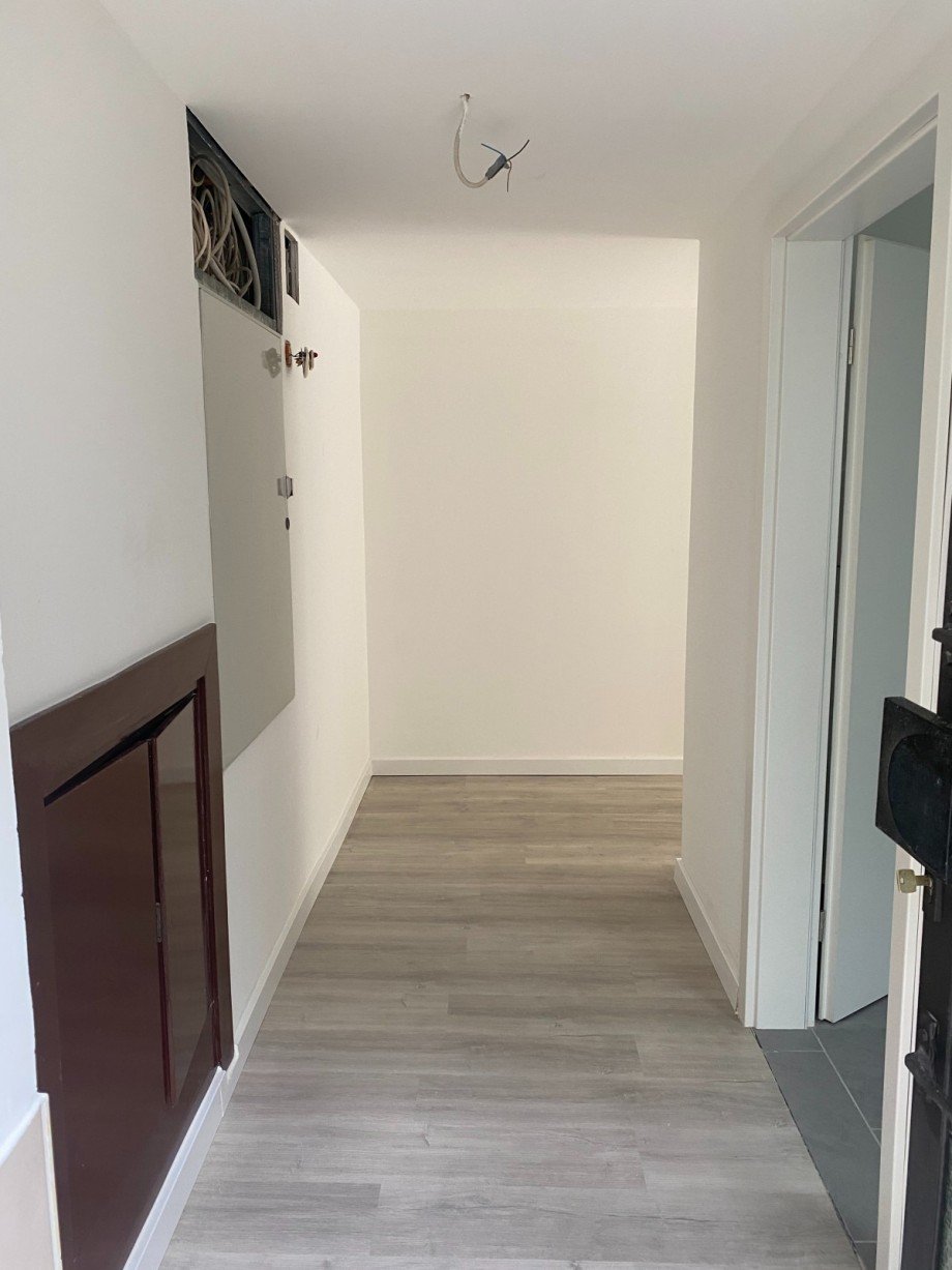 Flur Souterrainwohnung Sch�neck