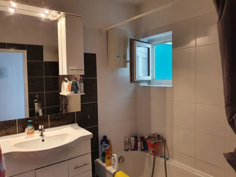 Badezimmer Etagenwohnung Rodgau