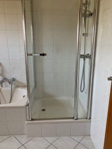 Badezimmer Eigentumswohnung mit Hobbyraum in Obertshausen