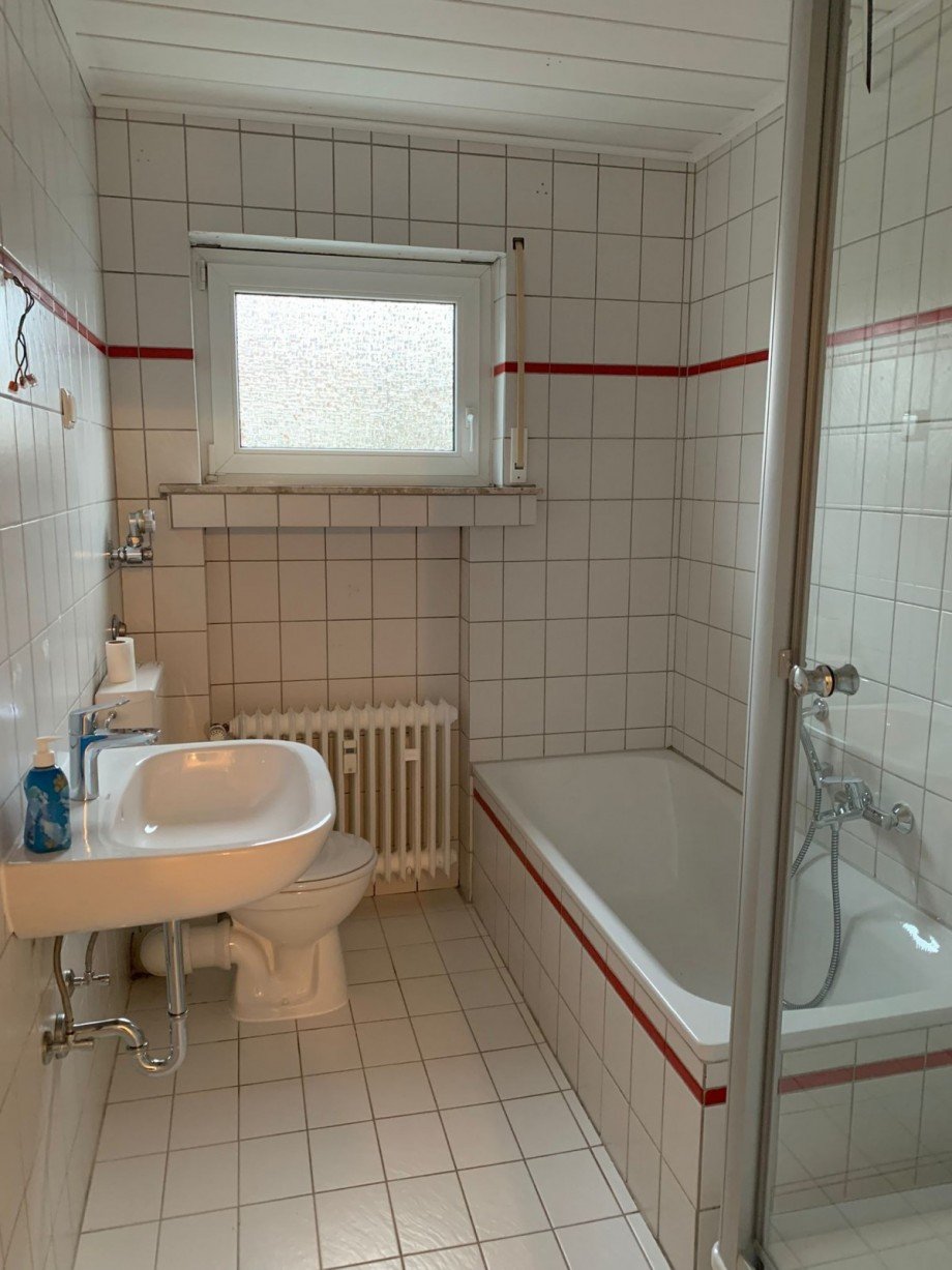 Badezimmer Erdgeschosswohnung Rodgau