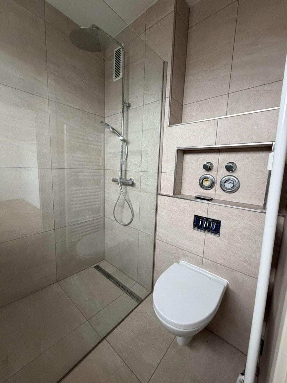 Badezimmer 2 Etagenwohnung Hanau