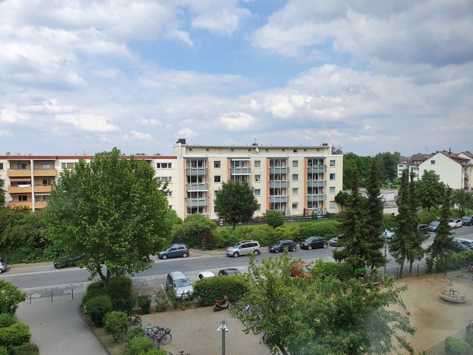 Aussicht vom EIngang Etagenwohnung Rodgau