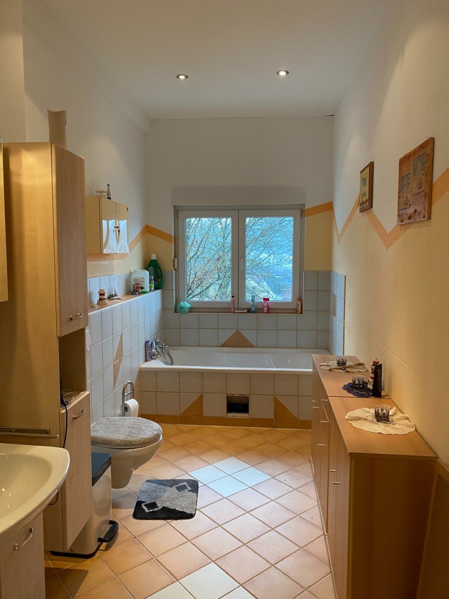 Obergeschoss / Badezimmer Mehrfamilienhaus Gelnhausen