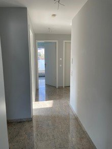 Flur Gehobene 3 Zimmer Wohnung in begehrter Wohnlage