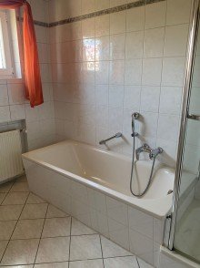 Badezimmer Eigentumswohnung mit Hobbyraum in Obertshausen