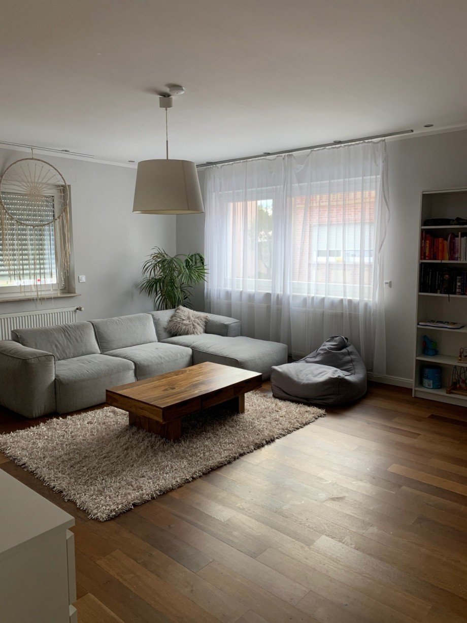 Wohnzimmer EG Mehrfamilienhaus Freigericht