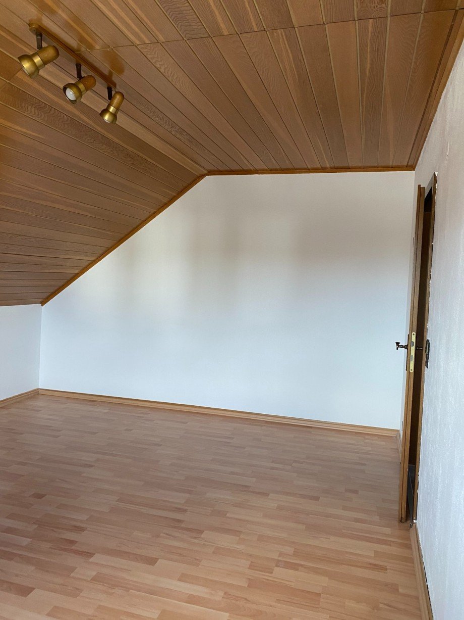 Schlafzimmer Dachgeschosswohnung Sch�neck