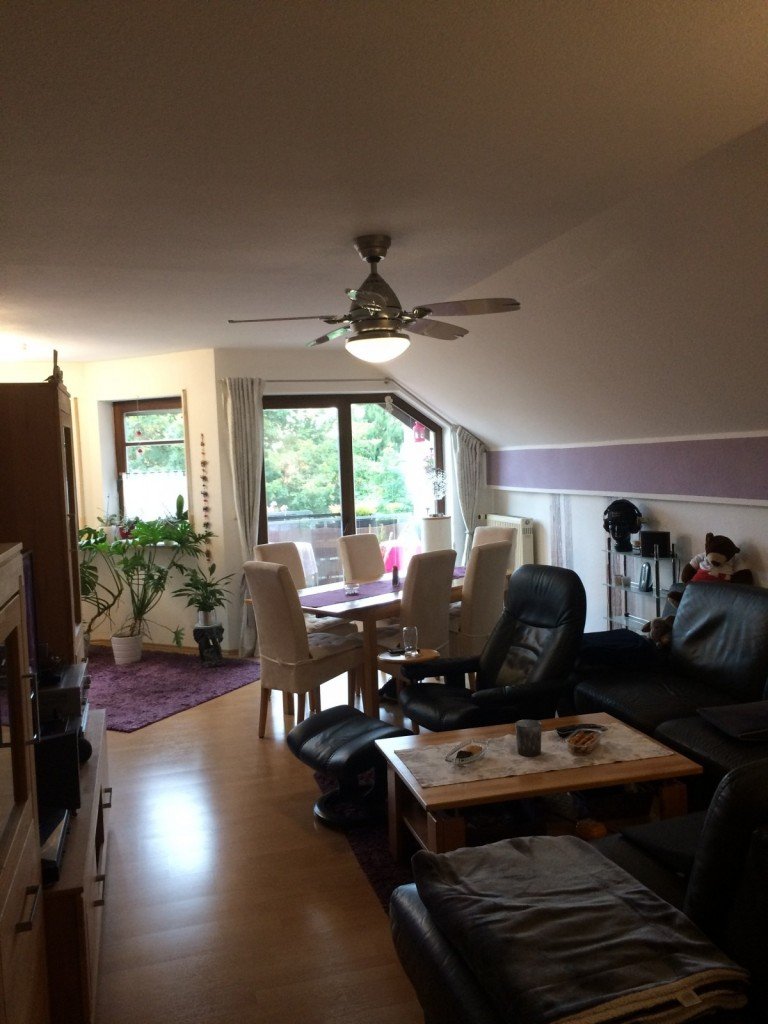 Wohn/-Esszimmer Rodgau Dachgeschosswohnung sch�ne Eigentumswohnung im Zentrum von Rodgau J�gesheim
