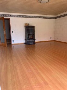 Wohnzimmer Eigentumswohnung mit Hobbyraum in Obertshausen