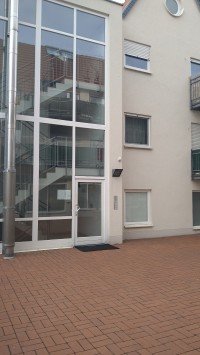 Bild (f6ed83f90df71ad2325ac4e2411b1ccc): Charmante 2- Zimmer-Wohnung in Gro�-Zimmern